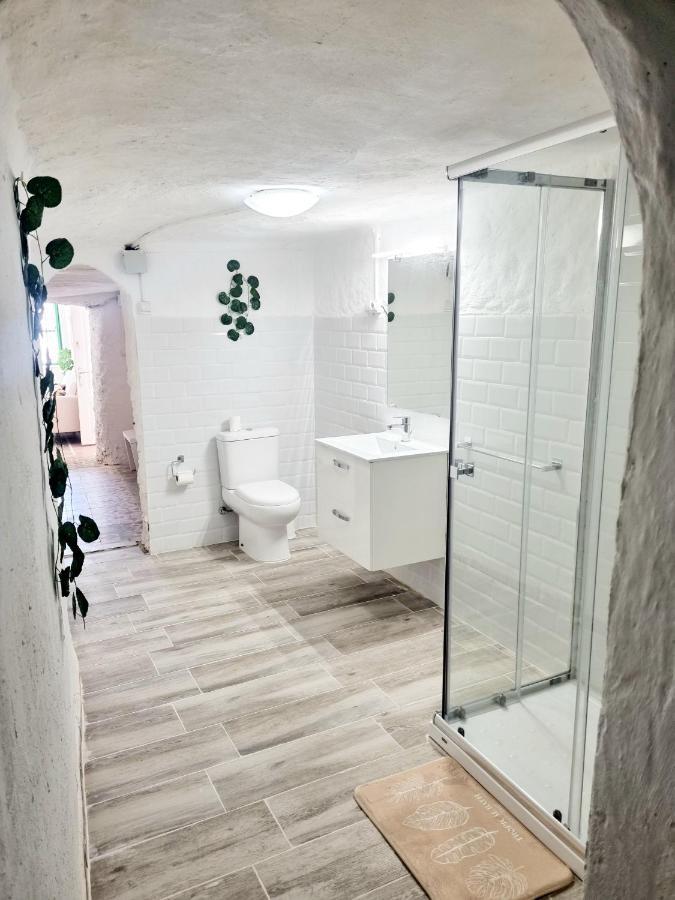 Apartamentos La Cueva Paterna Exteriör bild